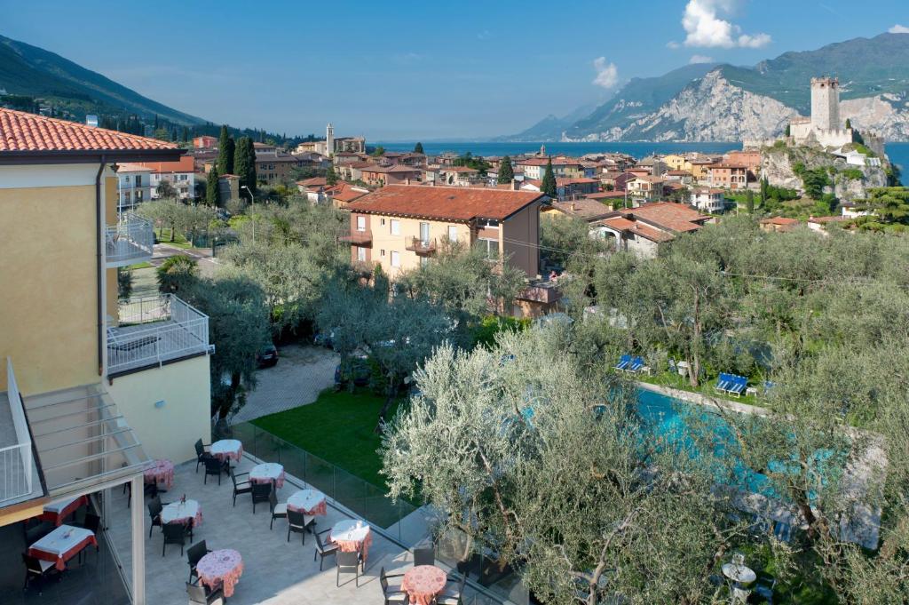 Augusta Hotel 3*