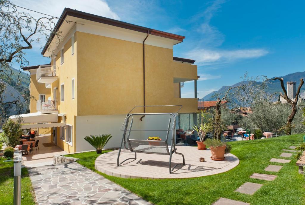 Augusta Hotel 3*